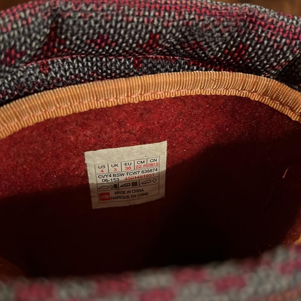 The North Face boots - Picture 8 of 8